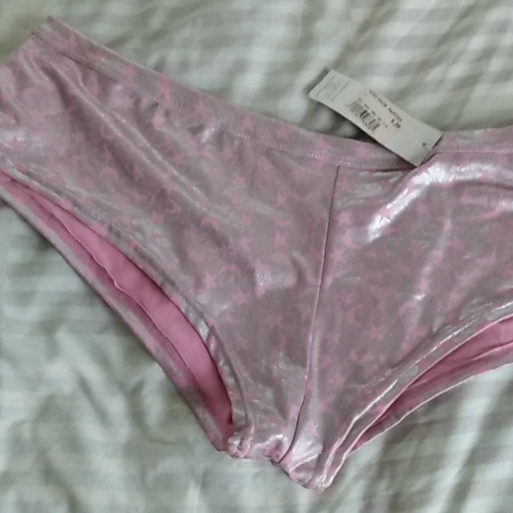 Lady Princess Intimates